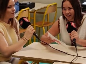 🎙️ Nos Terminales SAPAT derrière les micros !
Vendredi dernier, Pierre-Louis Duprès de Radio Laser a transformé la salle de classe en véritable studio....